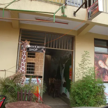 Giraffe Park Hotel Ntinda Καμπάλα φωτογραφία